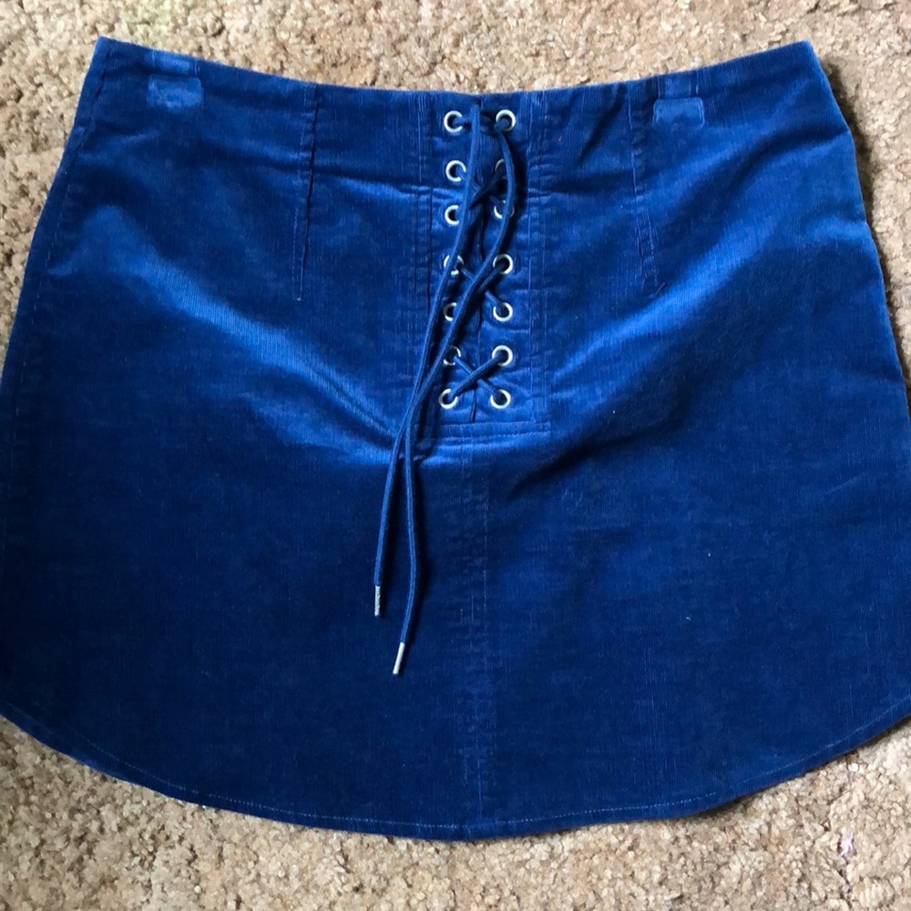 Velvet skirt